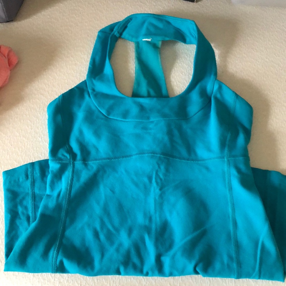 Lululemon Scoop tank